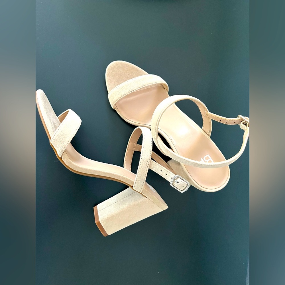 Lula slingback heels